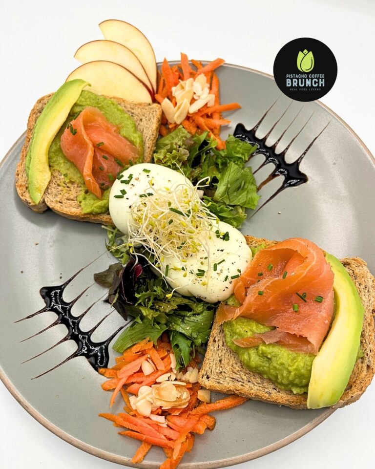 Hossegor - Combinados con Huevos - Pistacho Coffee Brunch