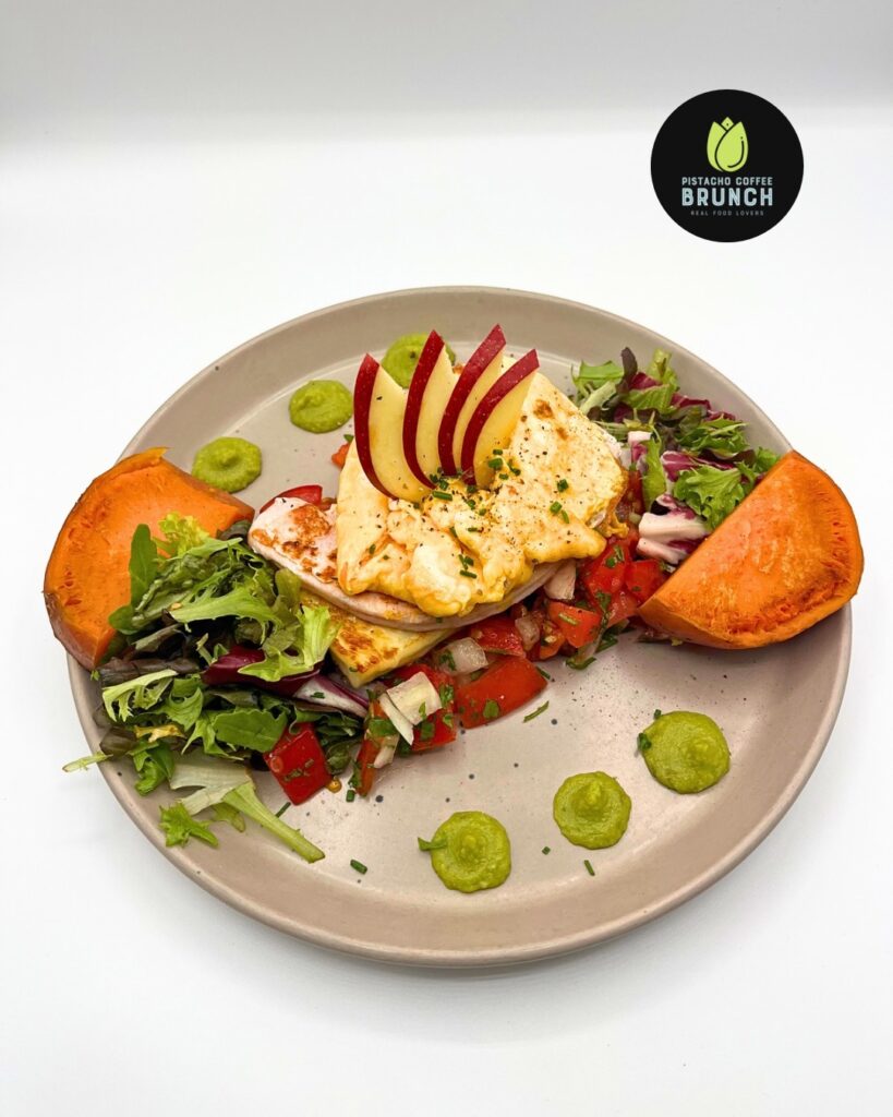 Mavericks - Combinado con Huevos - Pistacho Coffee Brunch