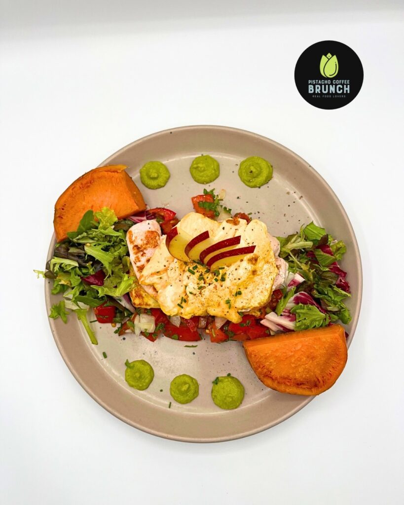 Mavericks - Combinado con Huevos - Pistacho Coffee Brunch