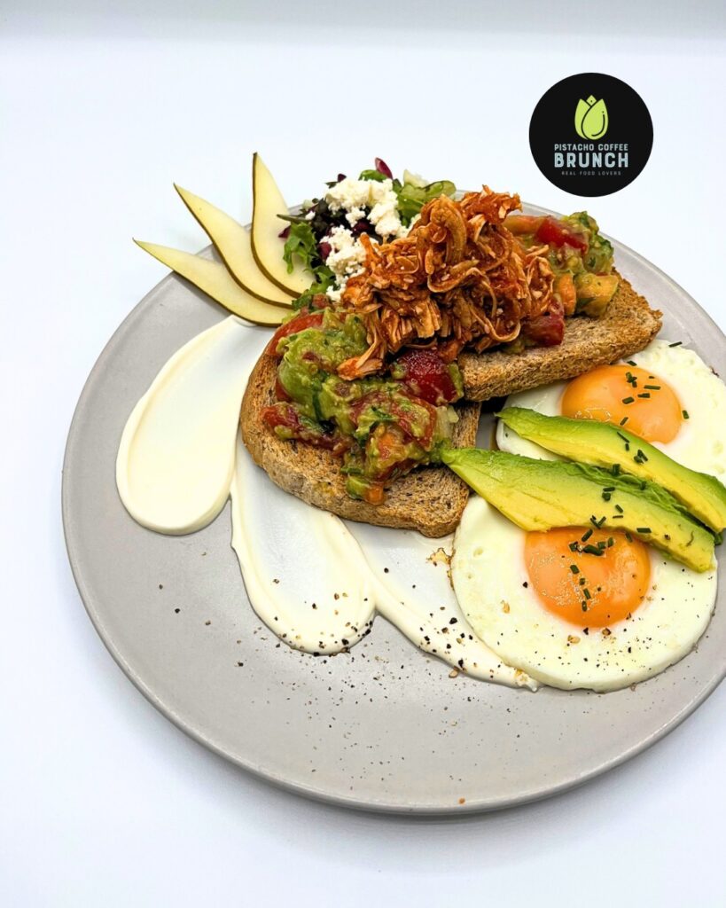 Pipeline - Combinados con Huevos - Pistacho Coffee Brunch